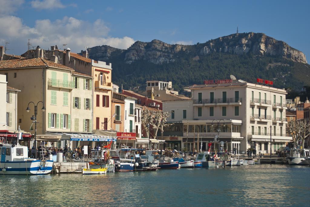 Les Barques, Vue Splendide Sur Le Port De Cassis Apartment Bilik gambar